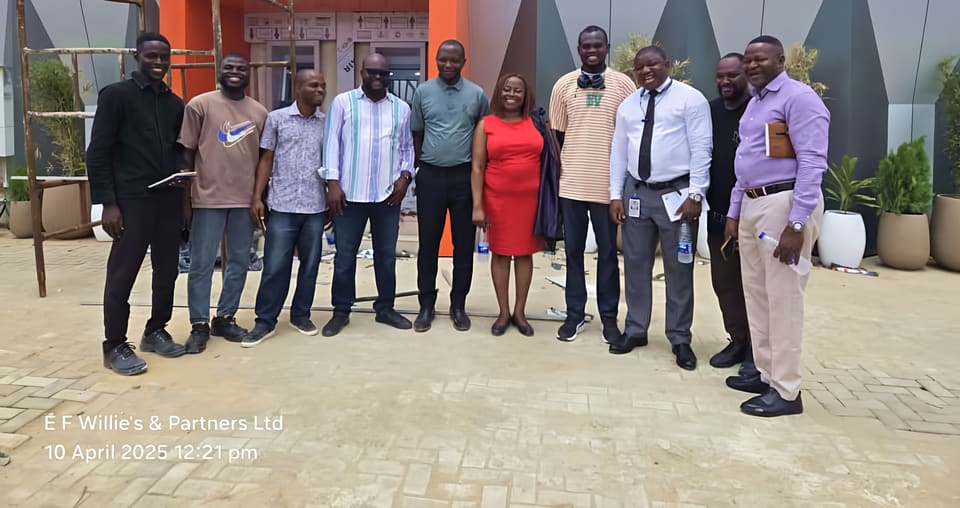EF Willies team standing together outside the GTCO branch on site